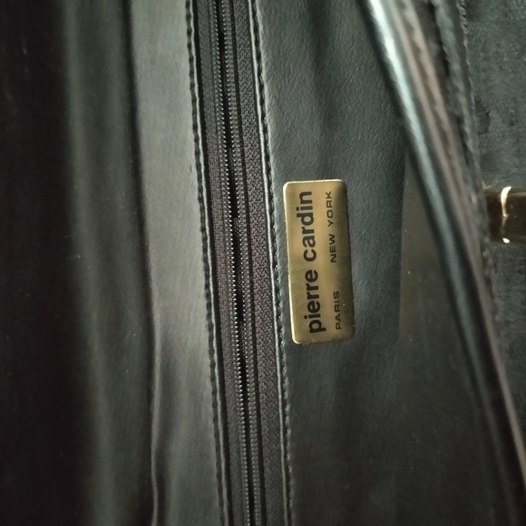 Pierre Cardin Purse - Picture 3 of 3